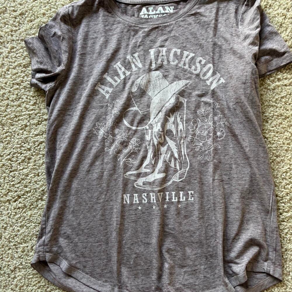 Alan jackson grey tee size medium